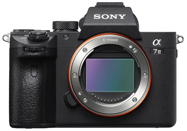 sony-alpha-7-iii-spiegellose-vollformat-kamera-body-ilce-7m3-ohne-ladeger-t-im-s image 1