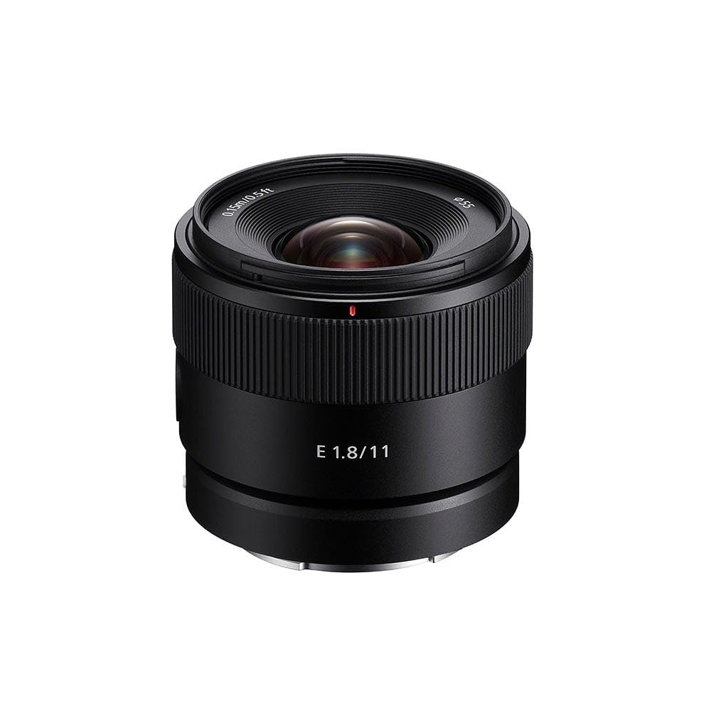 sony-sel11f18-11mm-f1-8-aps-c-ultra-weitwinkelobjektiv-e-mount image 1