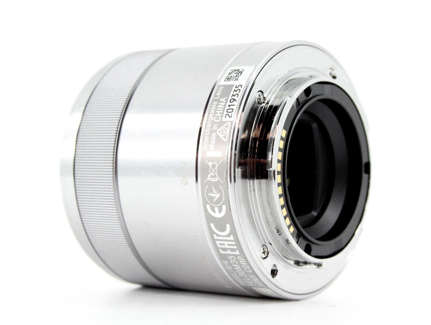 sony-sel30m35-makro-objektiv-30mm-f3-5-f-r-e-mount-aps-c-silber image 4