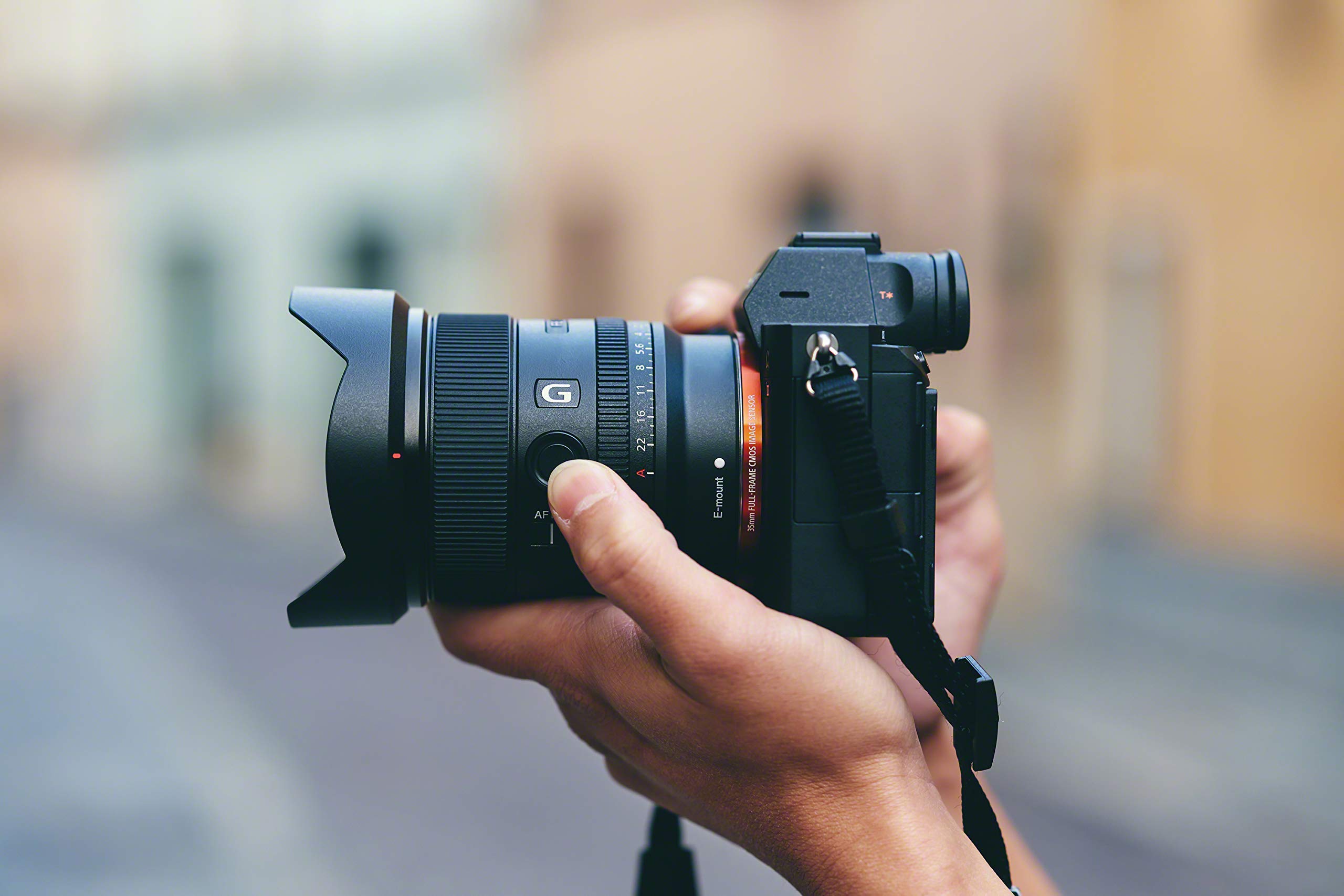 sony-sel-20f18g-fe-20mm-f-1-8-g-ultraweitwinkel-objektiv-f-r-vollformat-e-mount image 2