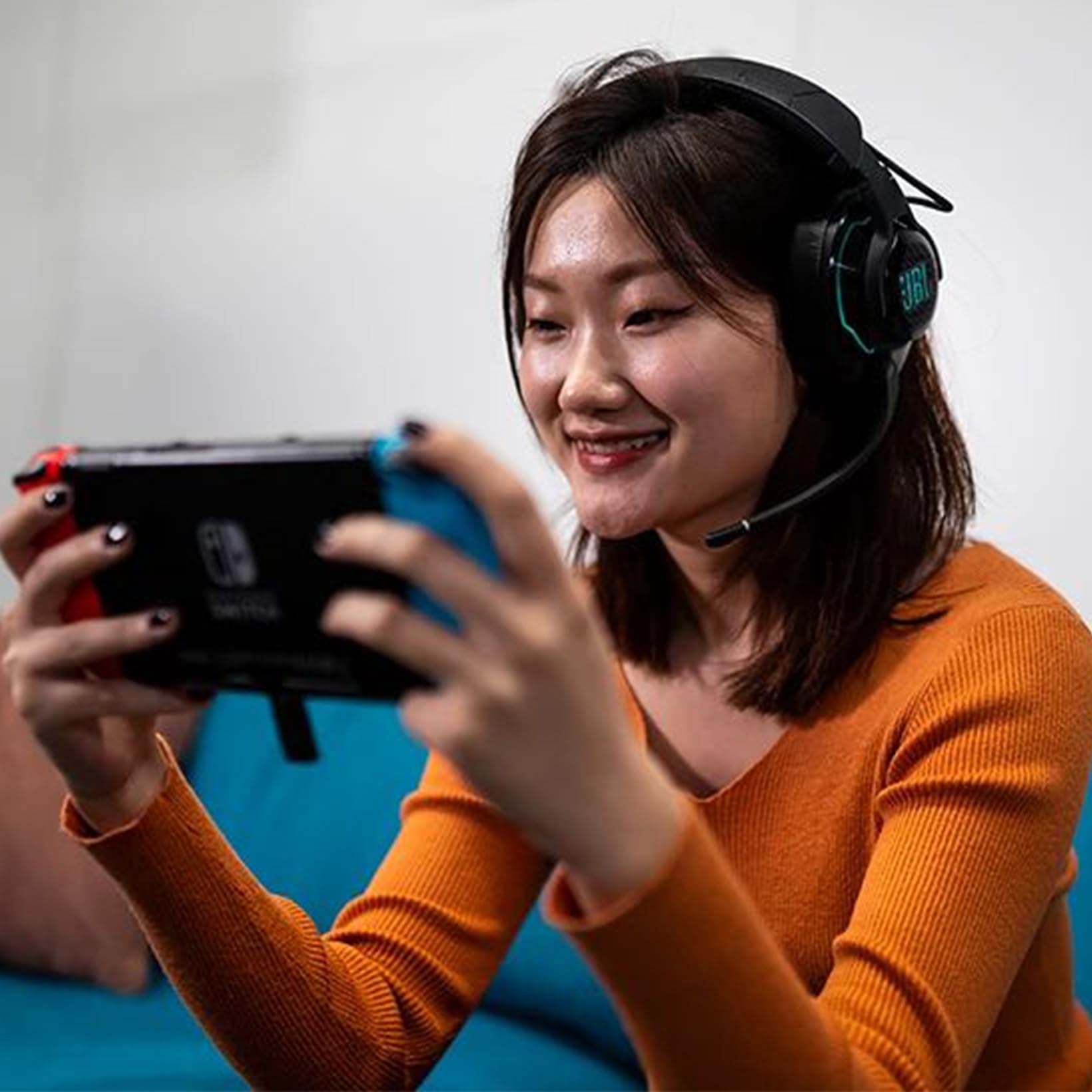 jbl-quantum-910-kabelloses-over-ear-gaming-headset-mit-head-tracking-anc-2-4-ghz image 7