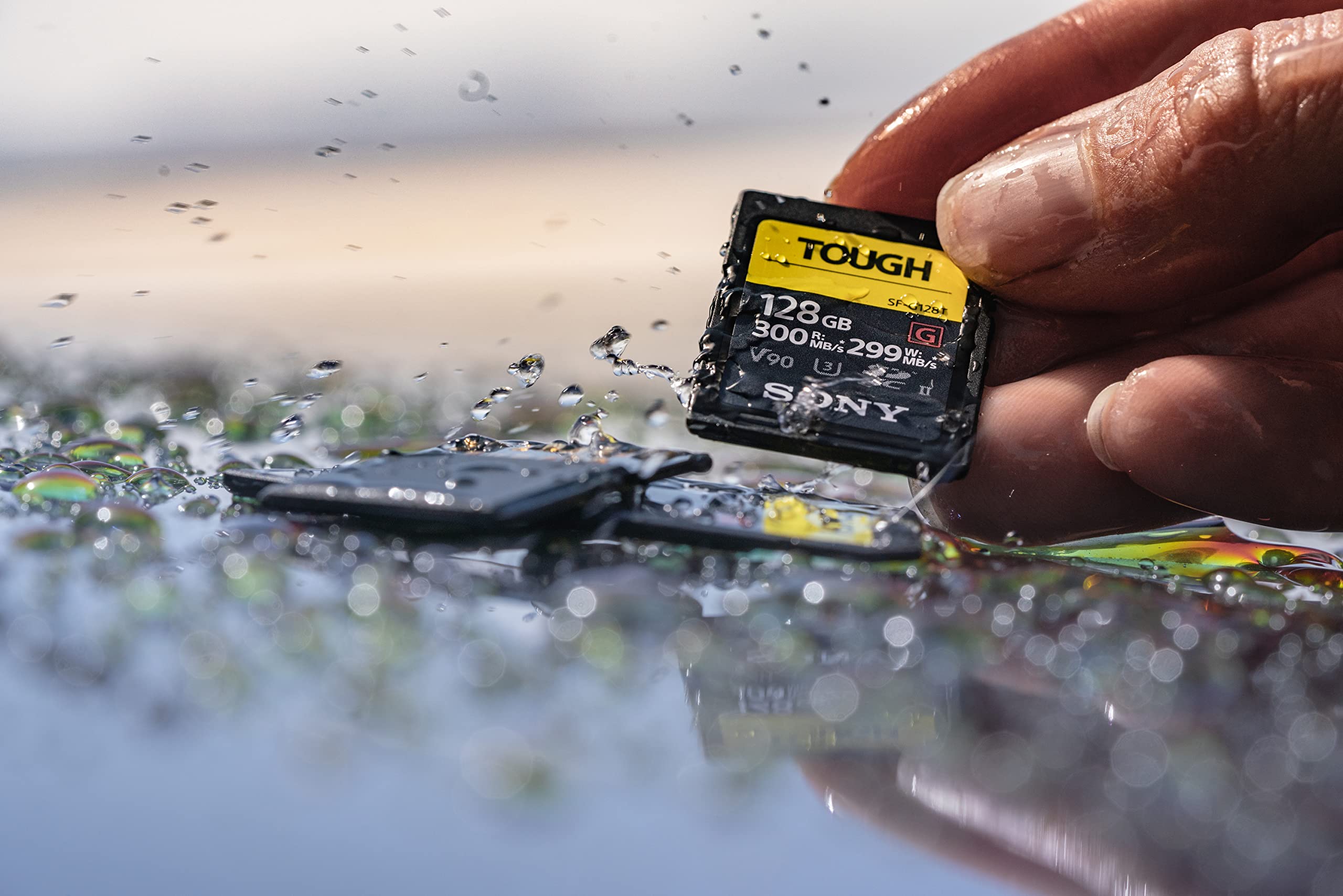 sony-tough-sf-g256t-speicherkarte-256gb-sdxc-uhs-ii-v90-299mb-s-schreiben-robust image 3