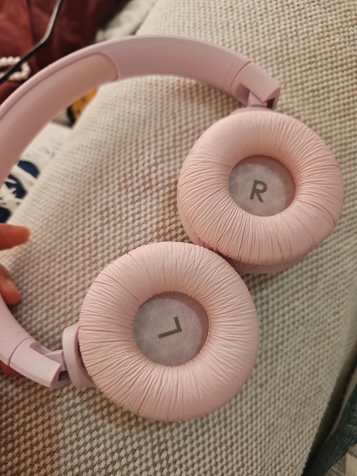 Sehr gut, aber Schwäche bei Podcasts