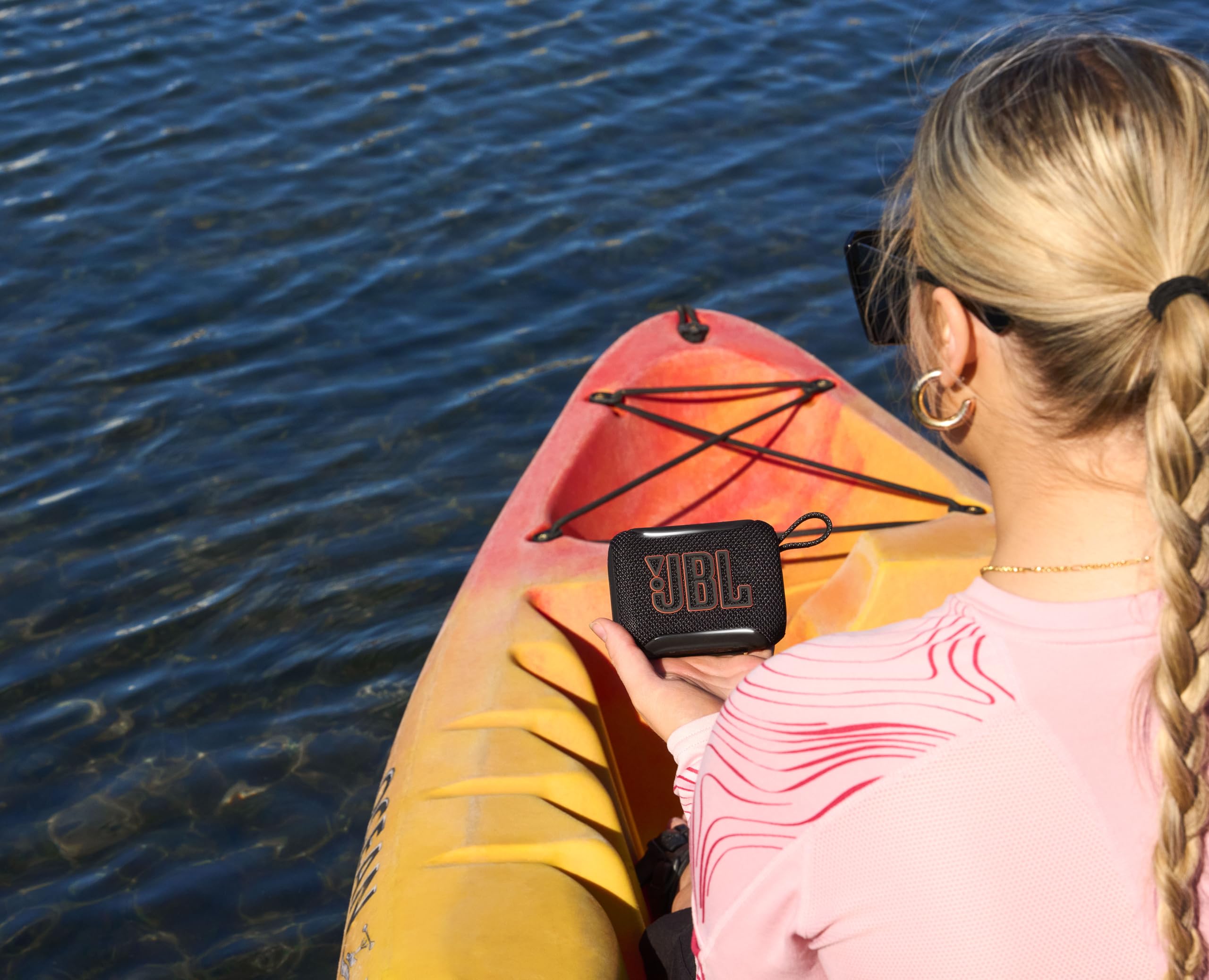 jbl-go-5-ultraportabler-bluetooth-lautsprecher-ip68-wasserdicht-sto-fest-jbl-pro image 7