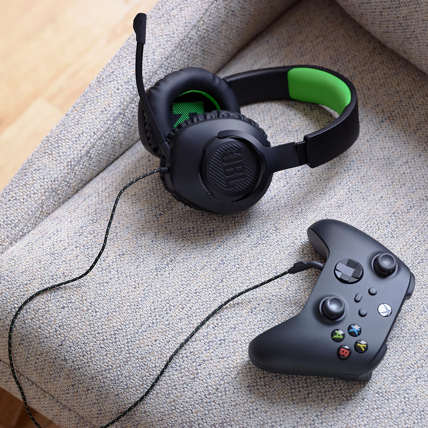 jbl-quantum-100x-over-ear-gaming-headset-kabelgebunden-3-5mm-klinke-abnehmbares- image 7