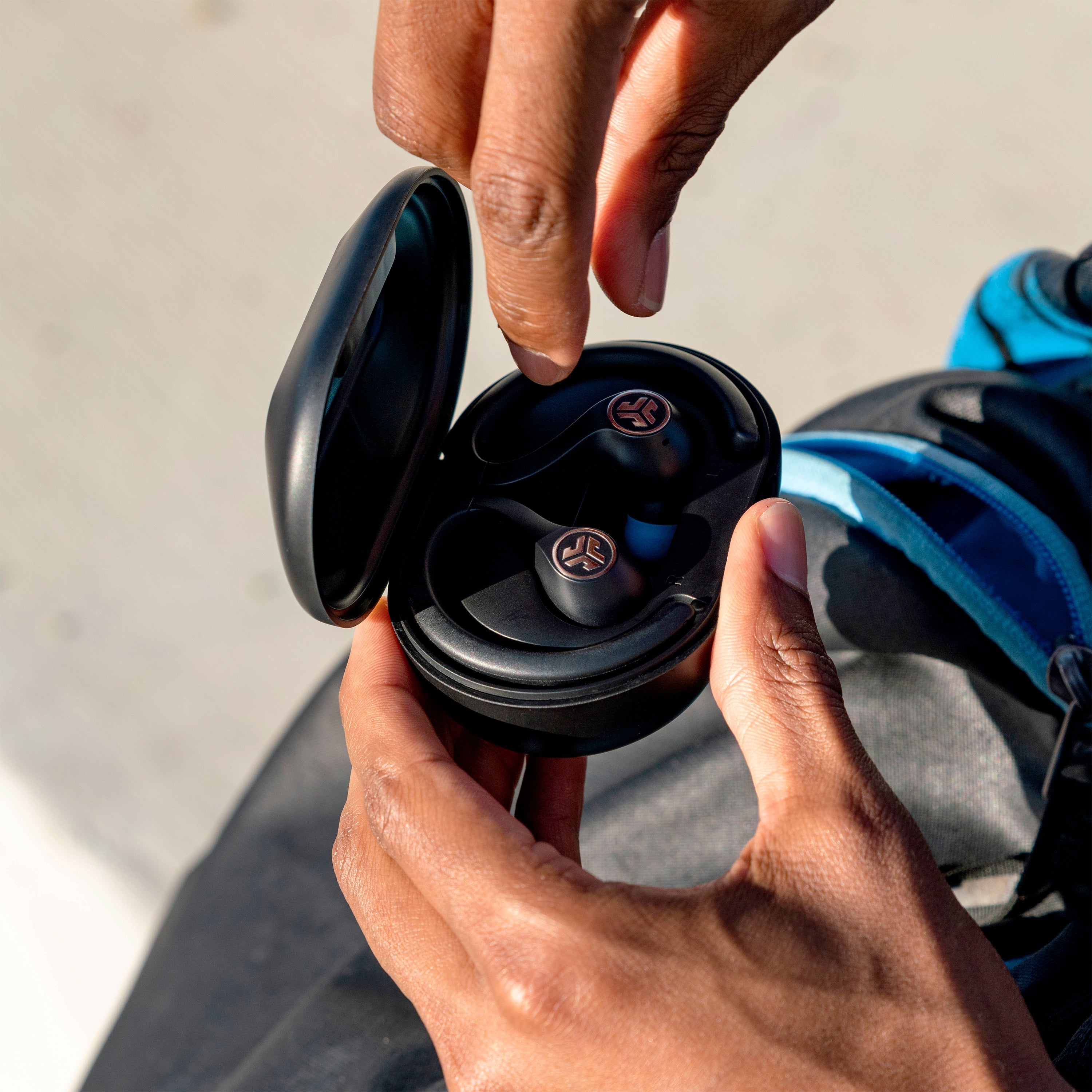 jlab-jbuds-air-sport-true-wireless-earbuds-schwarz image 5
