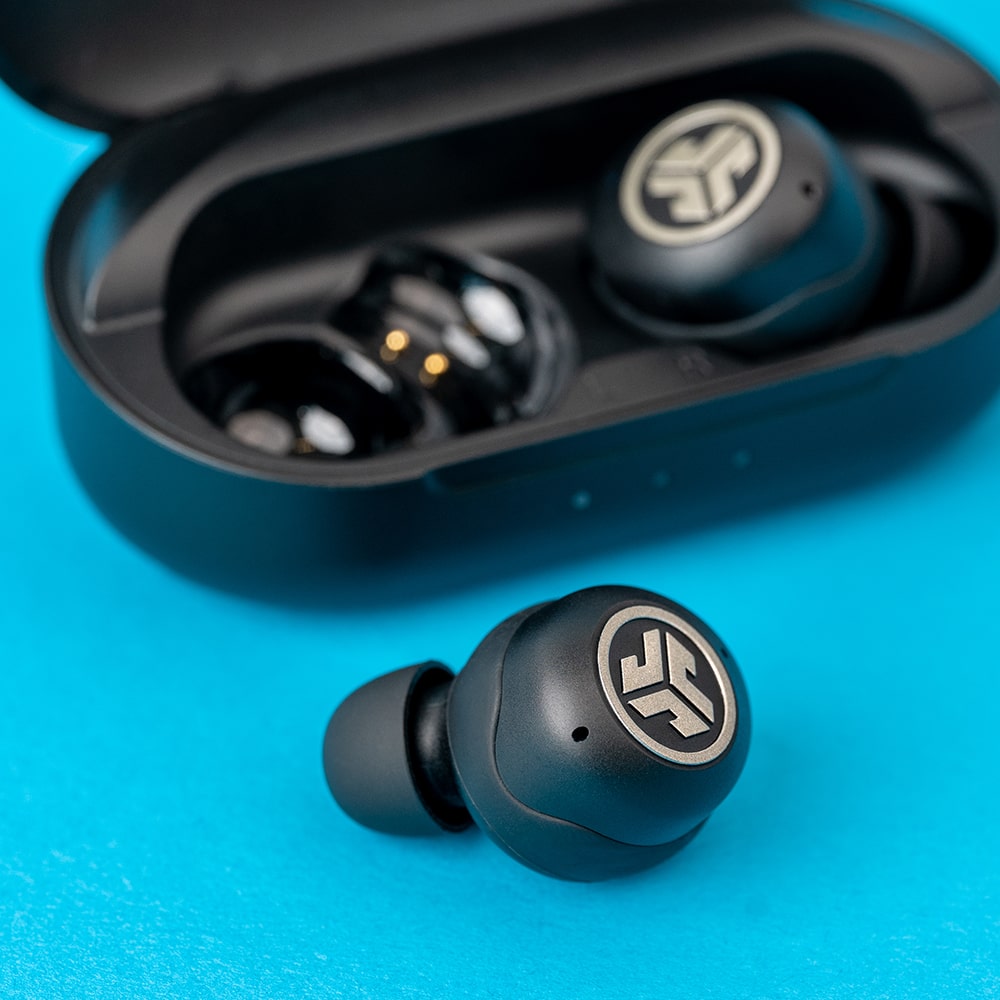 jlab-jbuds-air-pro-true-wireless-earbuds-black image 4