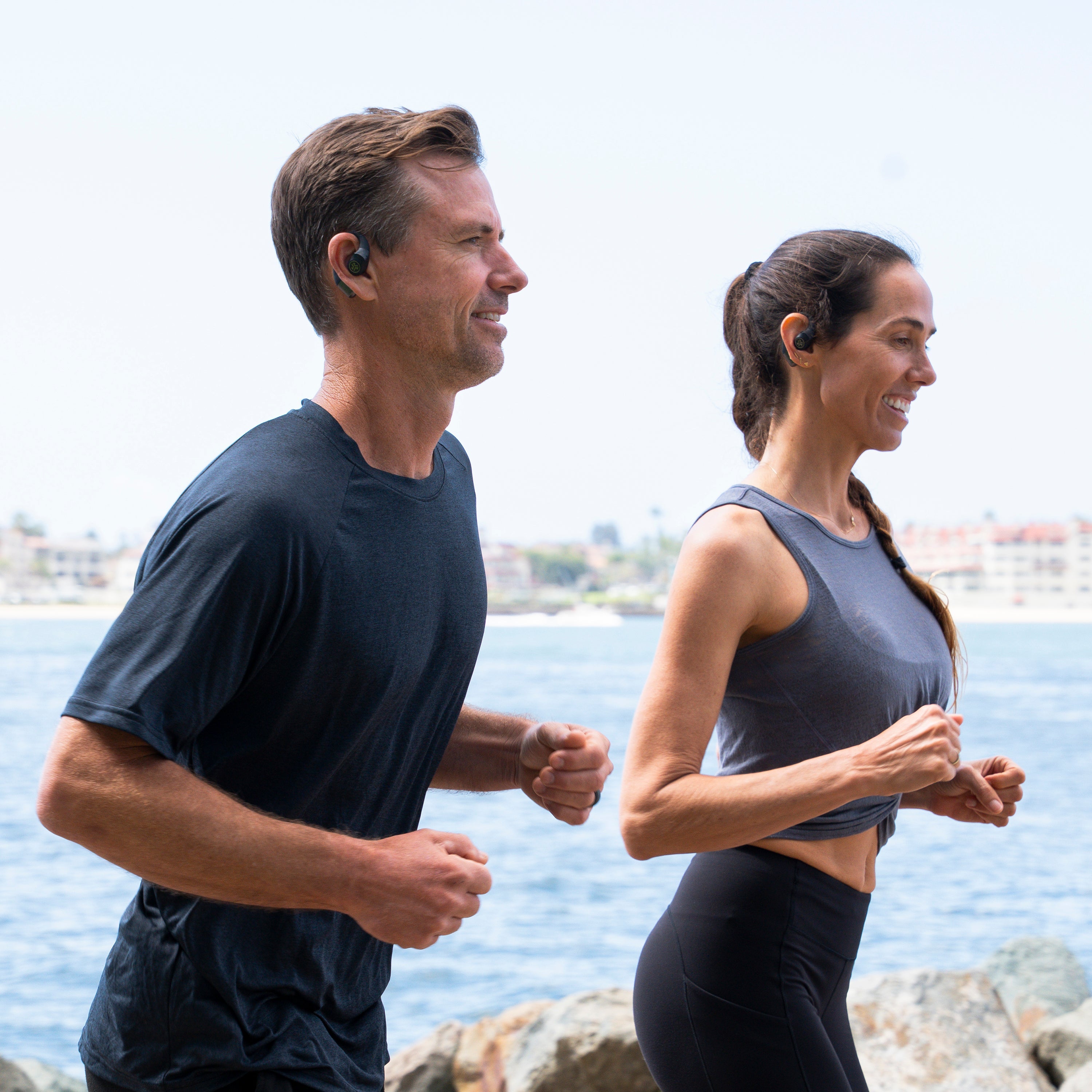 jlab-epic-open-sport-air-conduction-wireless-earbuds-schwarz image 2