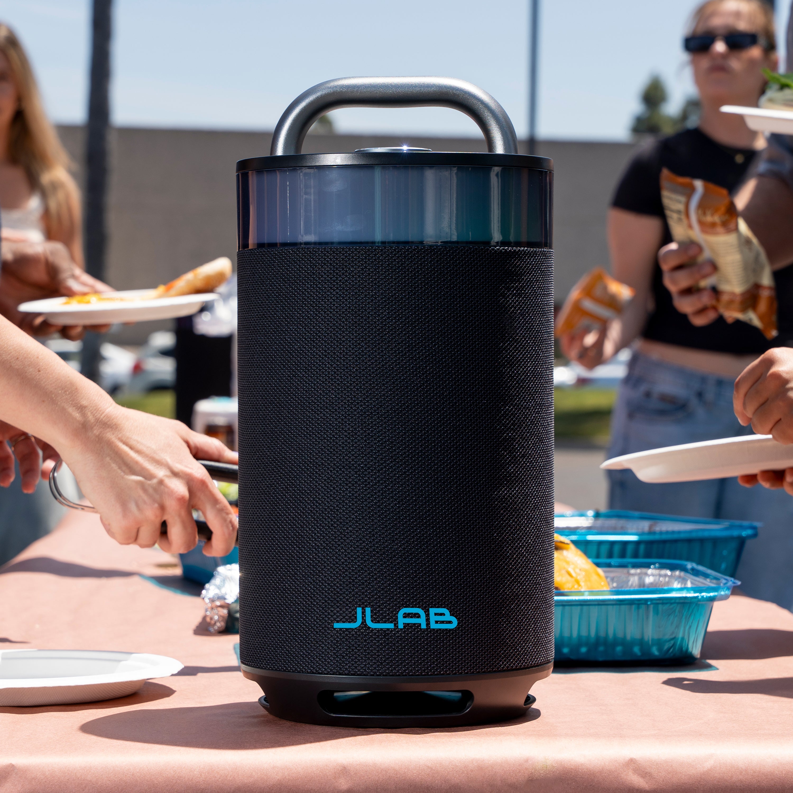 jlab-epic-party-tragbarer-bluetooth-lautsprecher-schwarz image 2