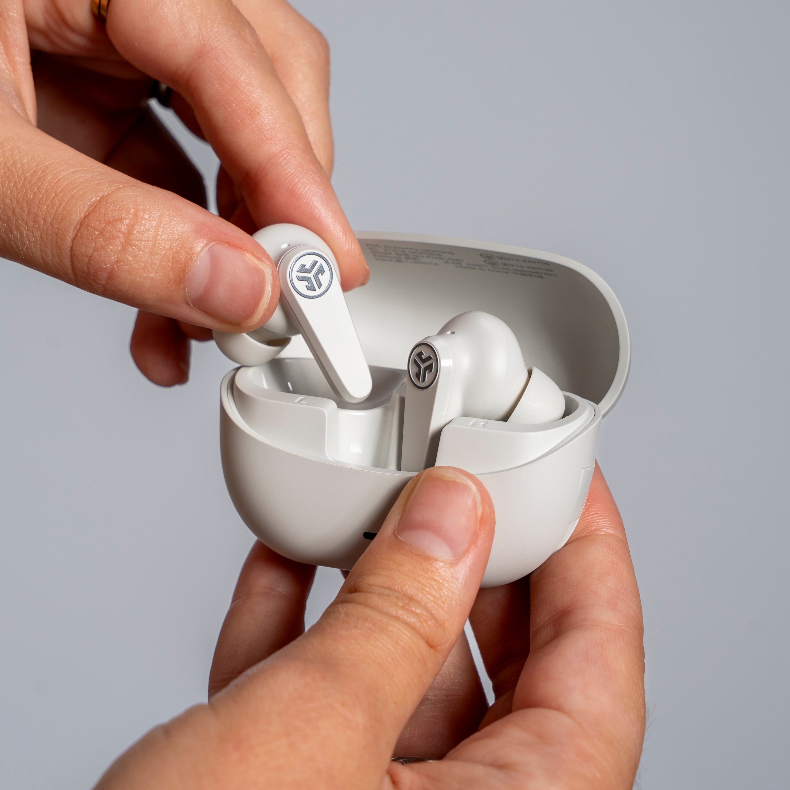 jlab-go-pods-anc-true-wireless-earbuds-cloud image 4