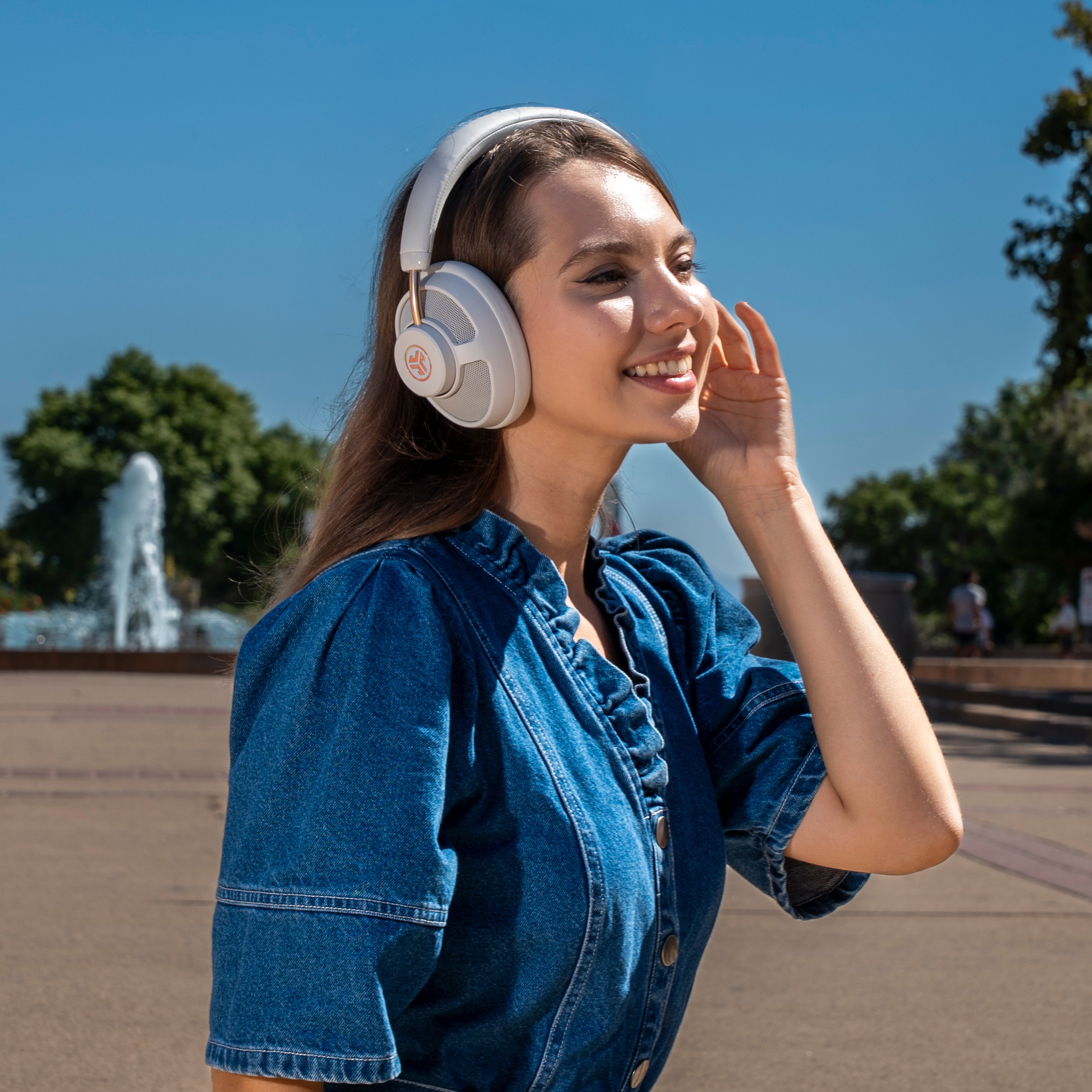 jlab-jbuds-open-open-ear-bluetooth-kopfh-rer-cloud image 2