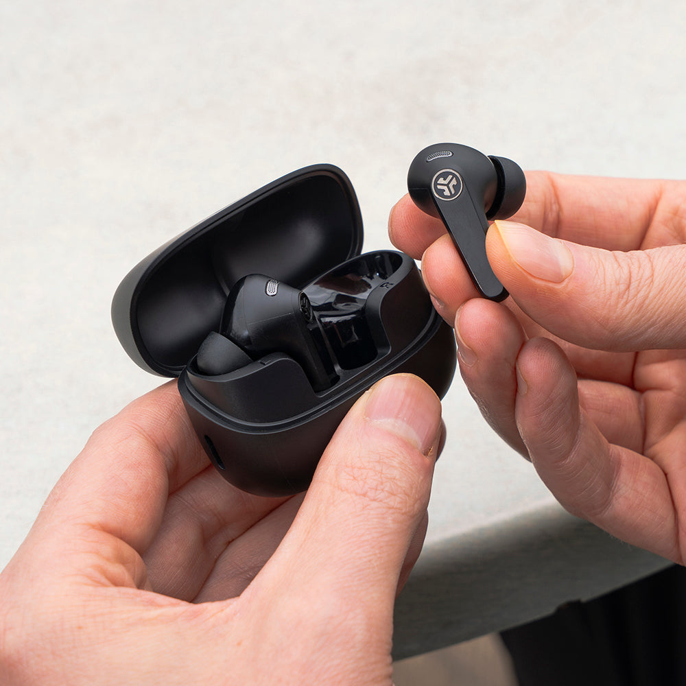 jlab-jbuds-pods-anc-true-wireless-earbuds-schwarz image 6