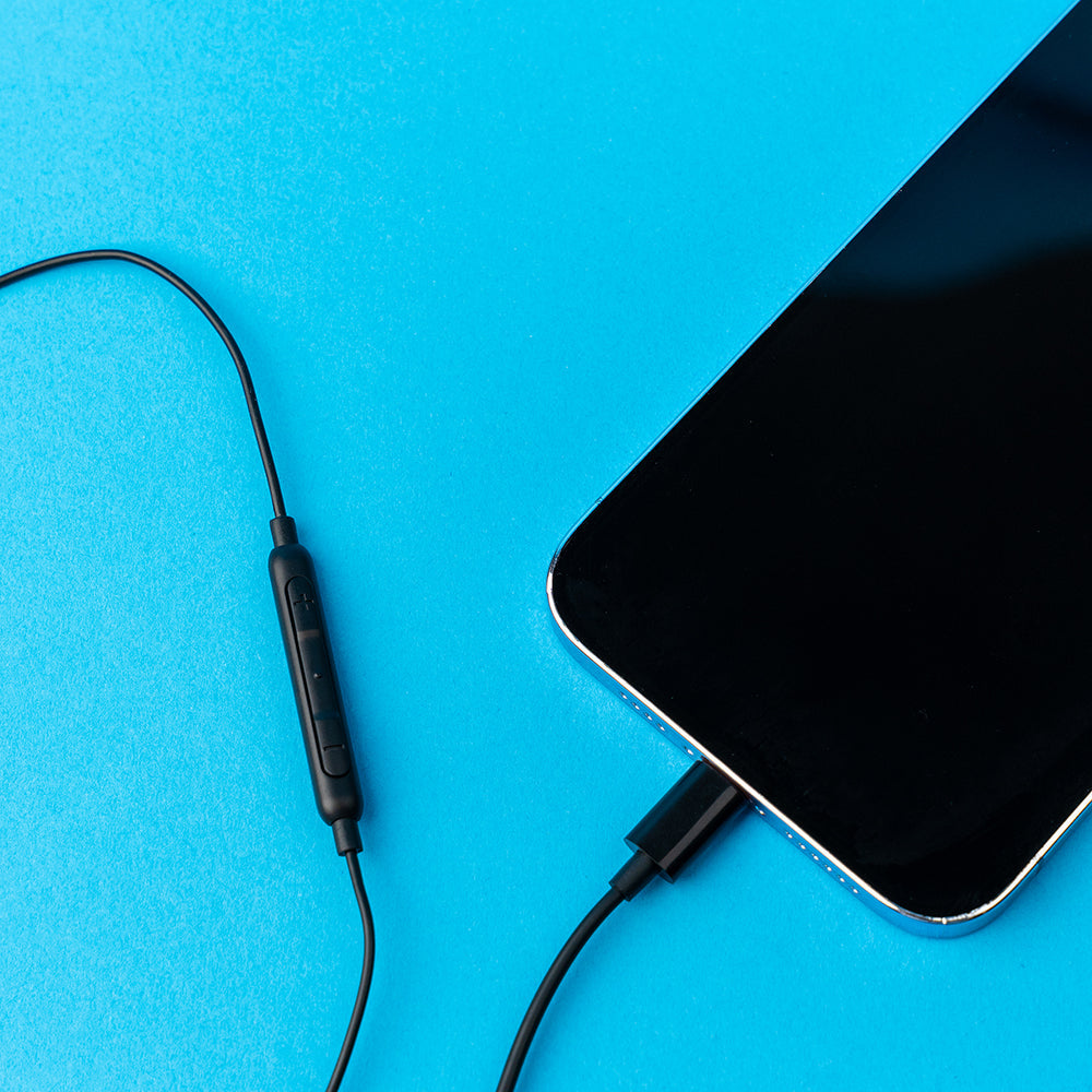 jlab-jbuds-pro-lightning-ohrh-rer-kabel-f-r-iphone-ipad image 3